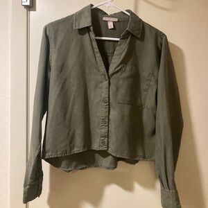 Collared button down blouse - green